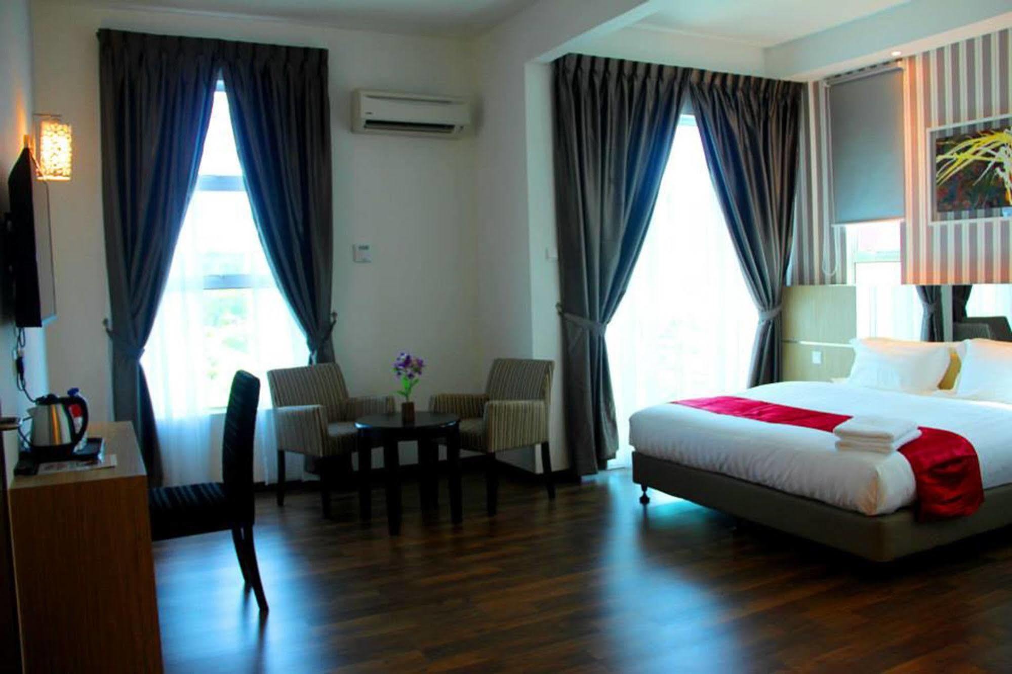 906普瑞米尔酒店 Malacca 外观 照片